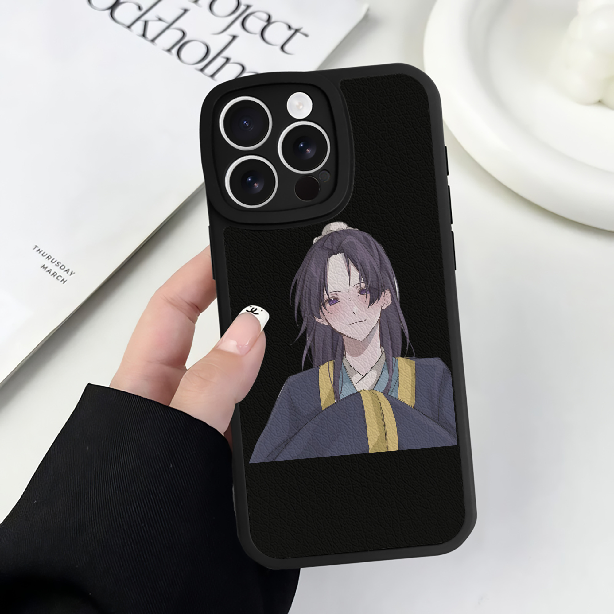 薬屋のひとりごと The Apothecary Diaries 【iPhone 16シリーズ対応】シリコンスマホケース（レザー調） 材質：シリコン